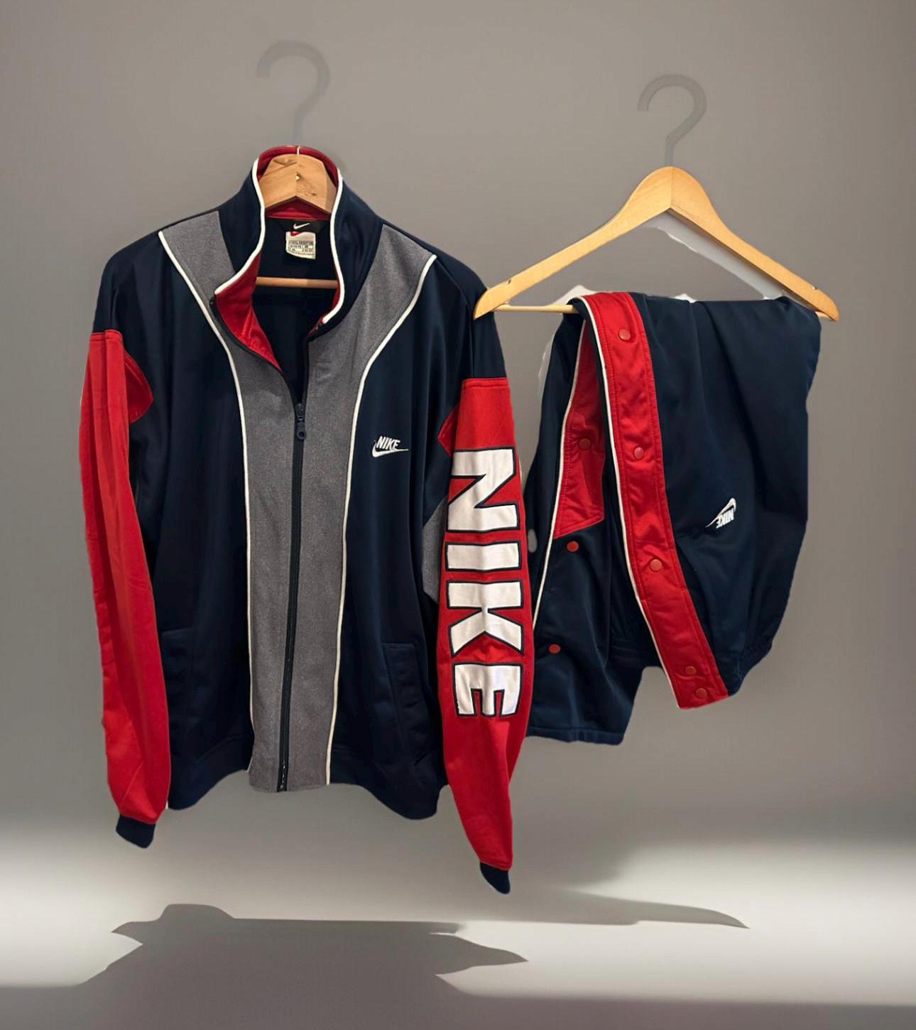 Nike Air Tracksuit Jogging Suit Size XL Retro Vintage Nike
