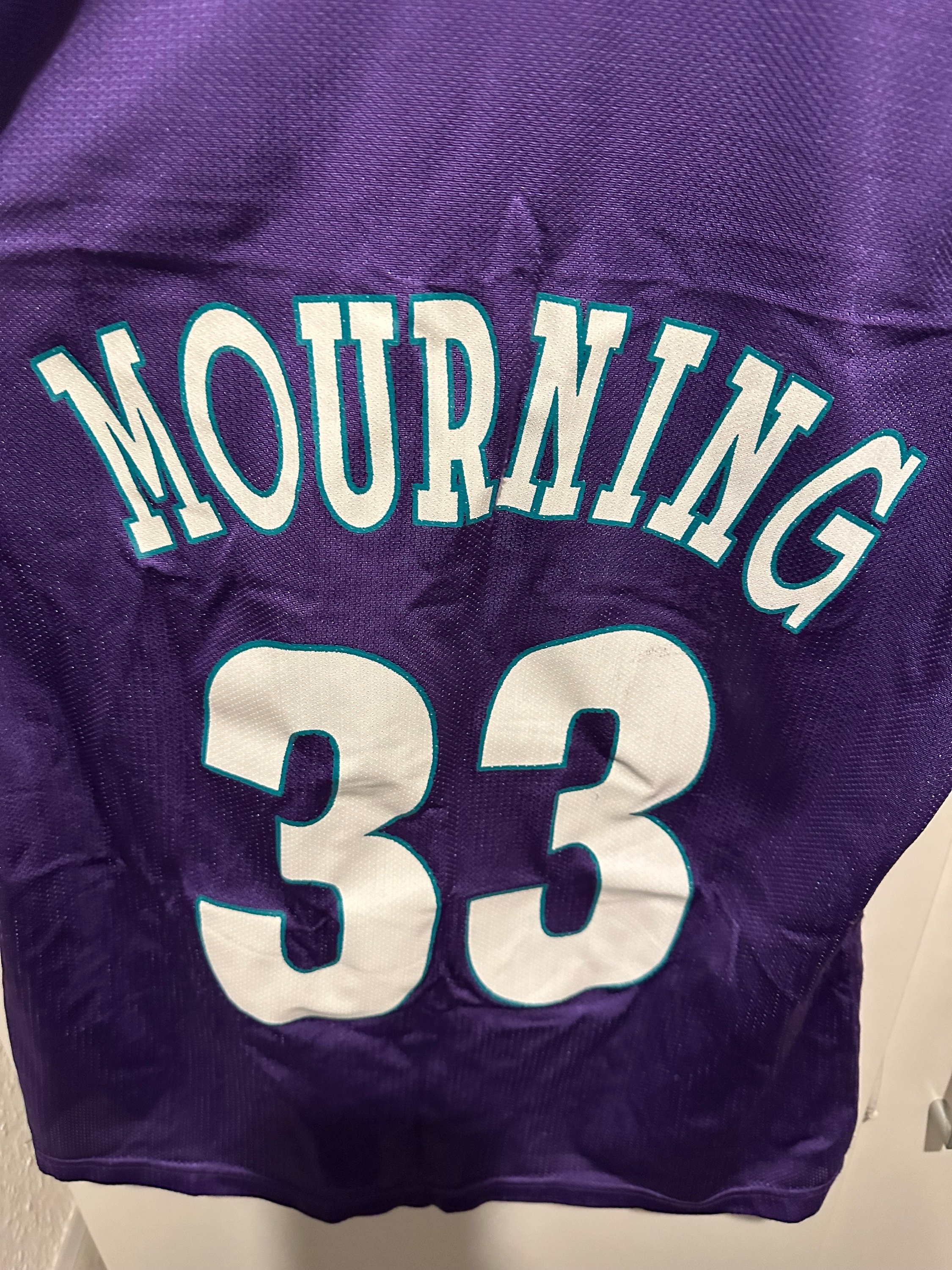 Champion Jersey Charlotte Hornets Size S-M 40 NBA Vintage Mourning