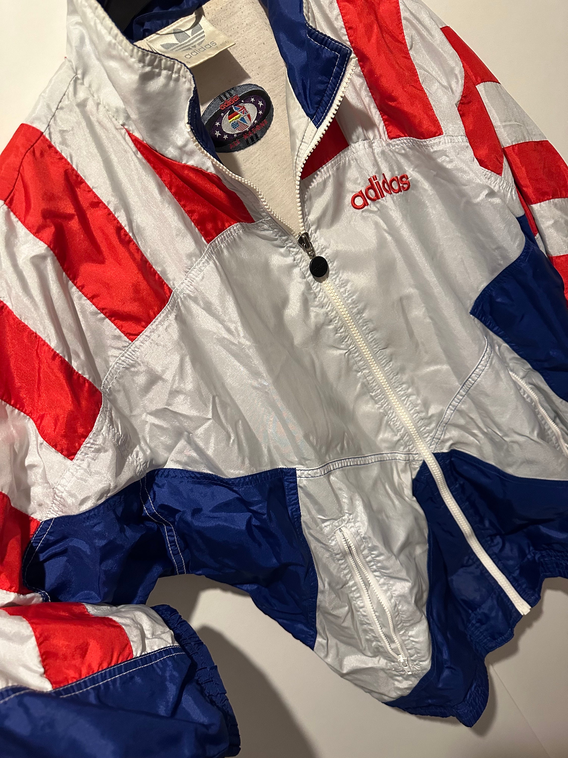 Adidas ウインドブレーカー ジャケット サイズ M レトロ ヴィンテージ