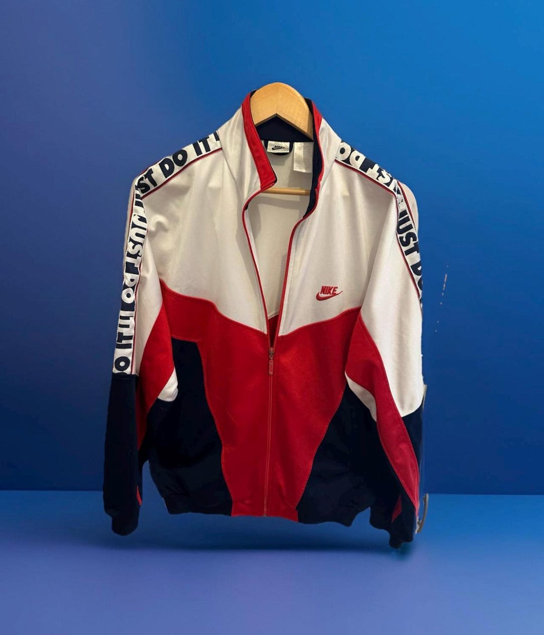 Nike Arsenal ウィンドブレーカー Lサイズ　90s ナイキ エア ジャケット ウィンドブレーカー サイズ L レトロ