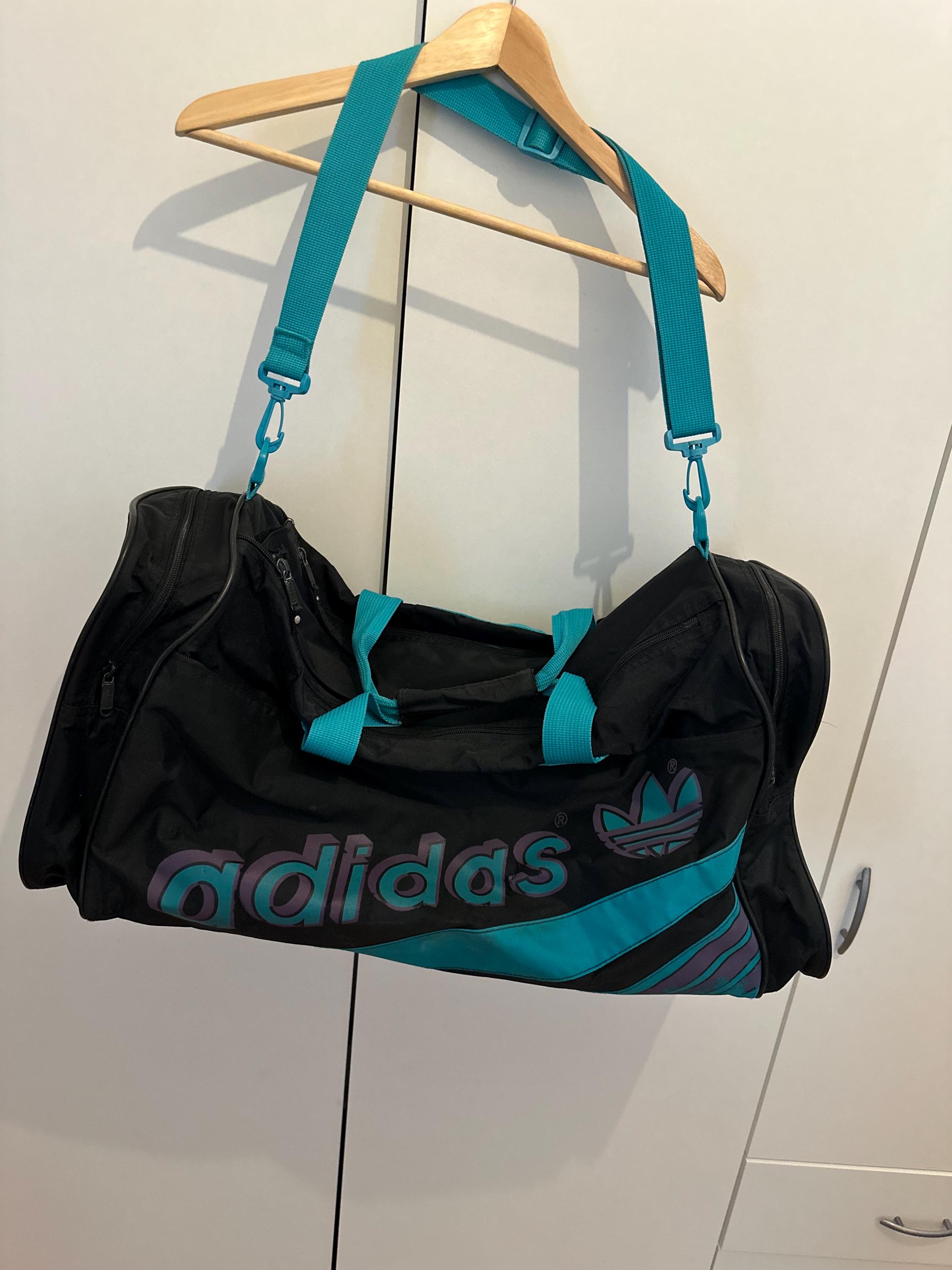 Adidas vintage bag - Etsy 日本