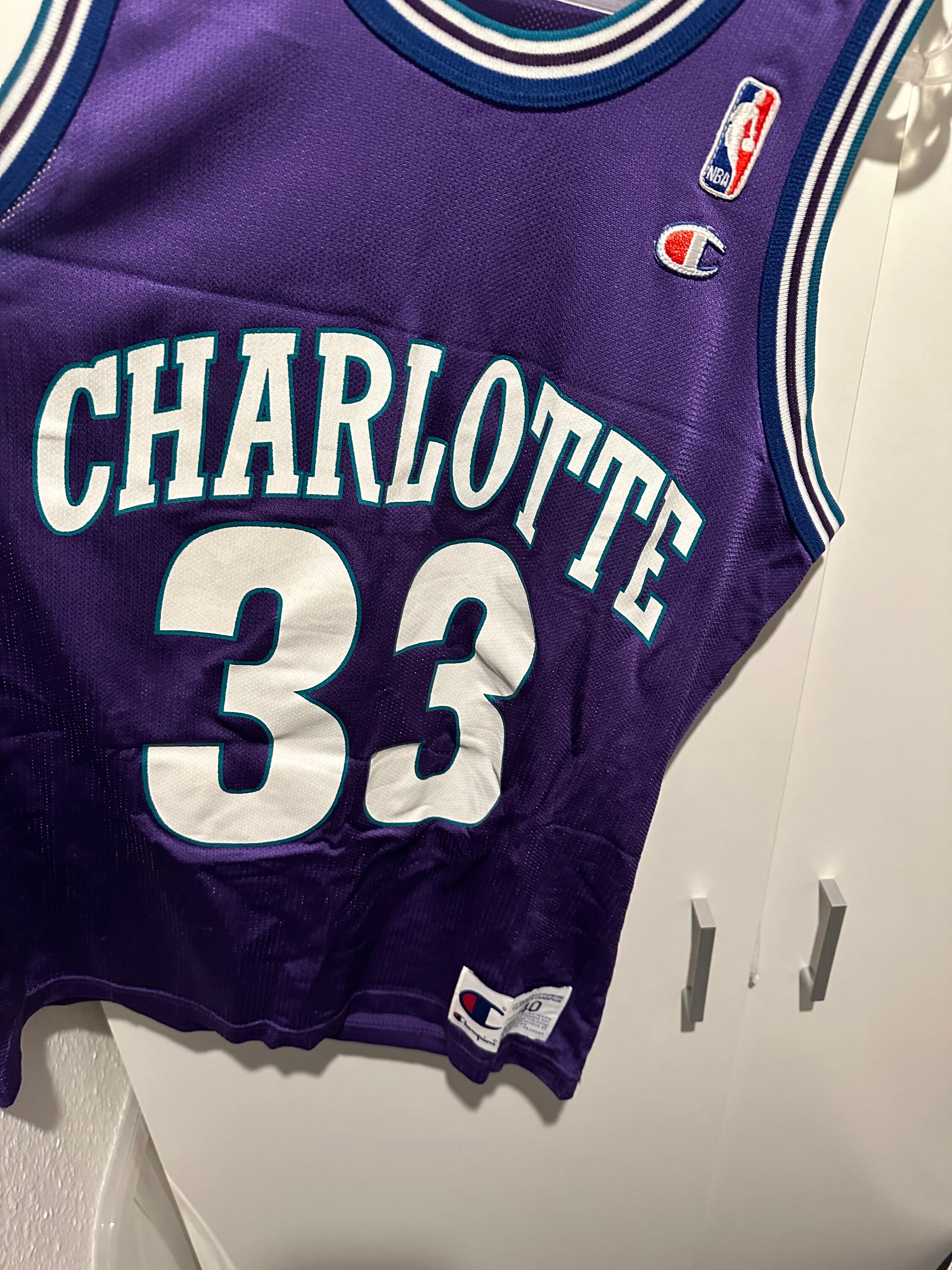 Champion Jersey Charlotte Hornets Size S-M 40 NBA Vintage Mourning