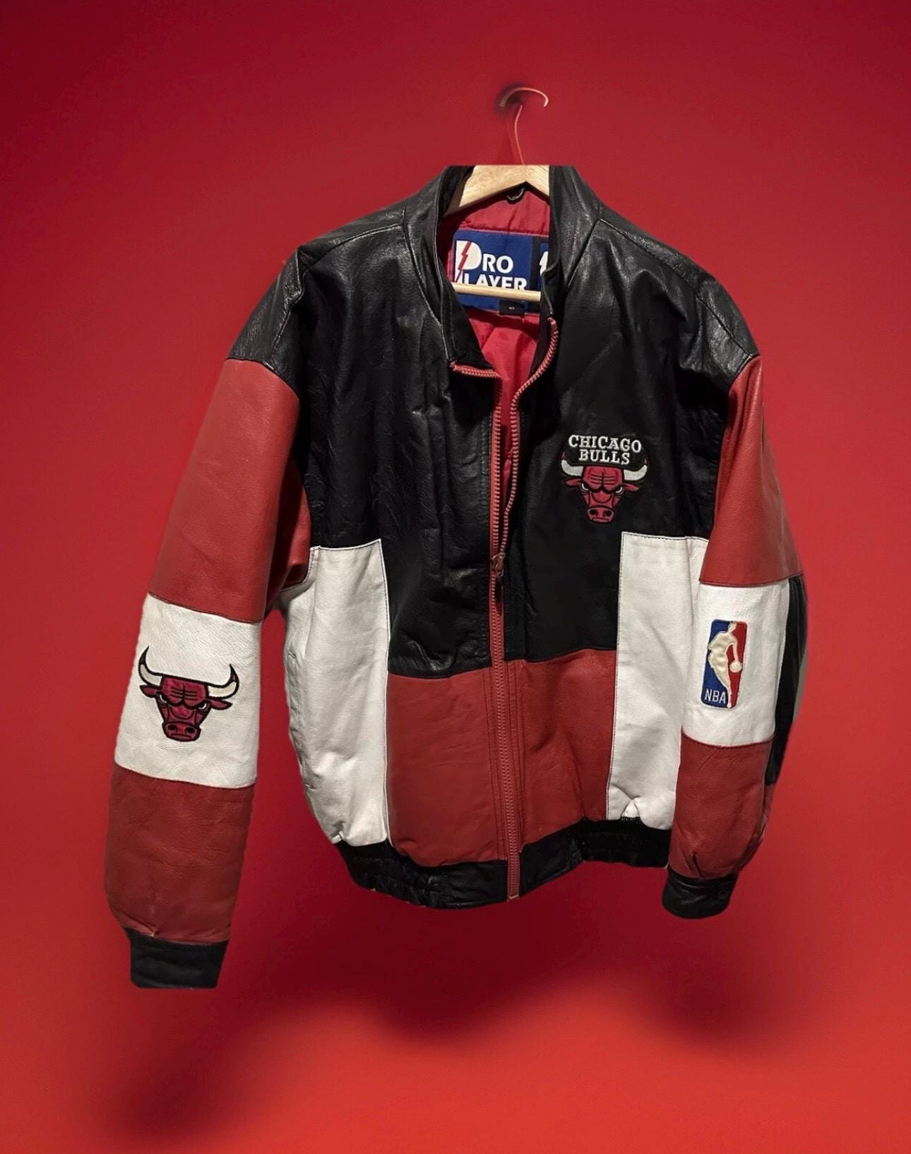PROPLAYER　Chicago Bulls　レザージャケット　Mサイズ 値下げ】Jeff Hamilton Chicago Bulls Leather Jacket