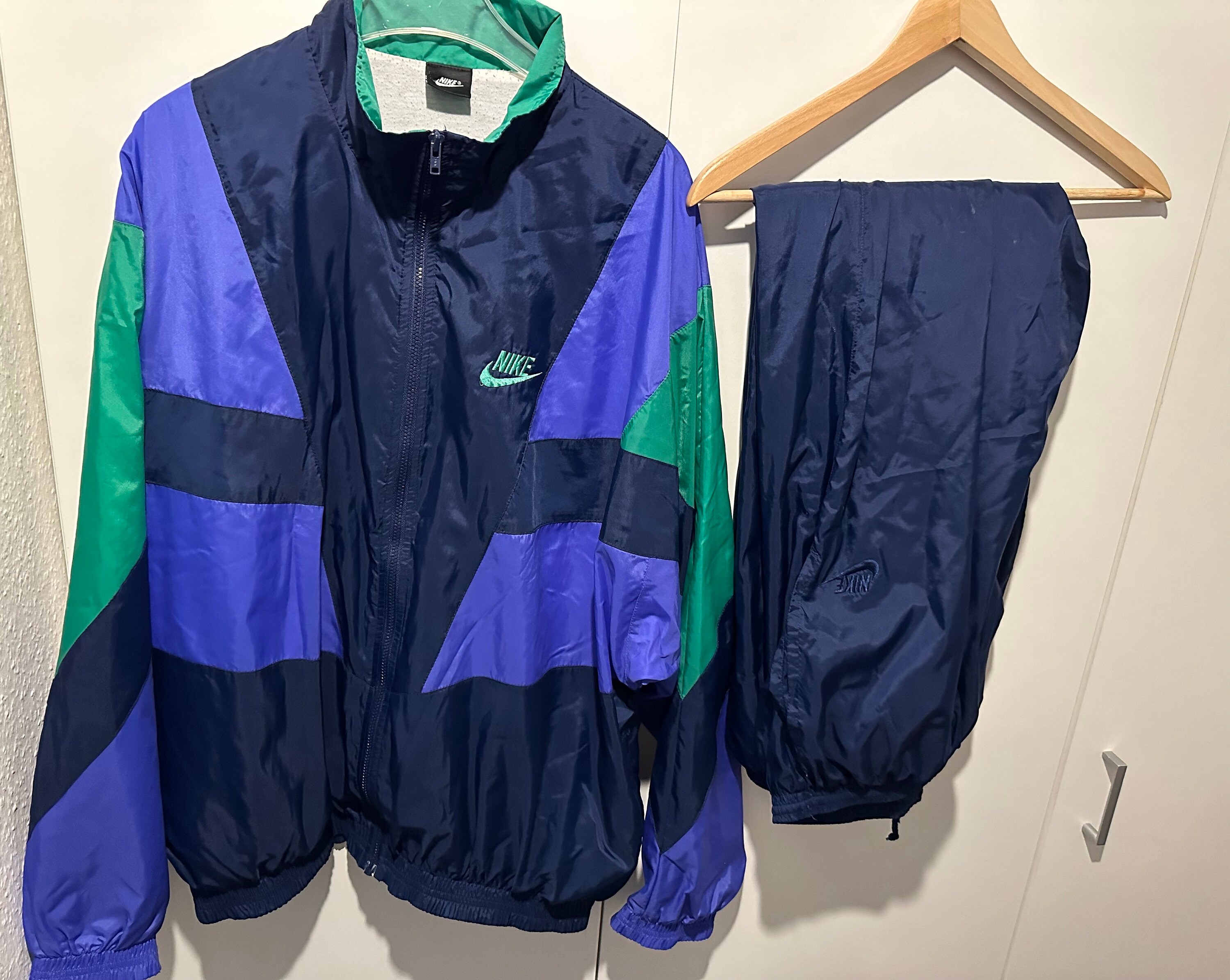 ウォーキング・ランニングウェア archive nike Tracksuit/jacket/pants XL Vintage Nike Y2K Windbreaker Tracksuit Men's L/XL Olive