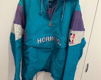 Vintage 1990s Charlotte Hornets NBA Apex One Logo Athletic Puffer