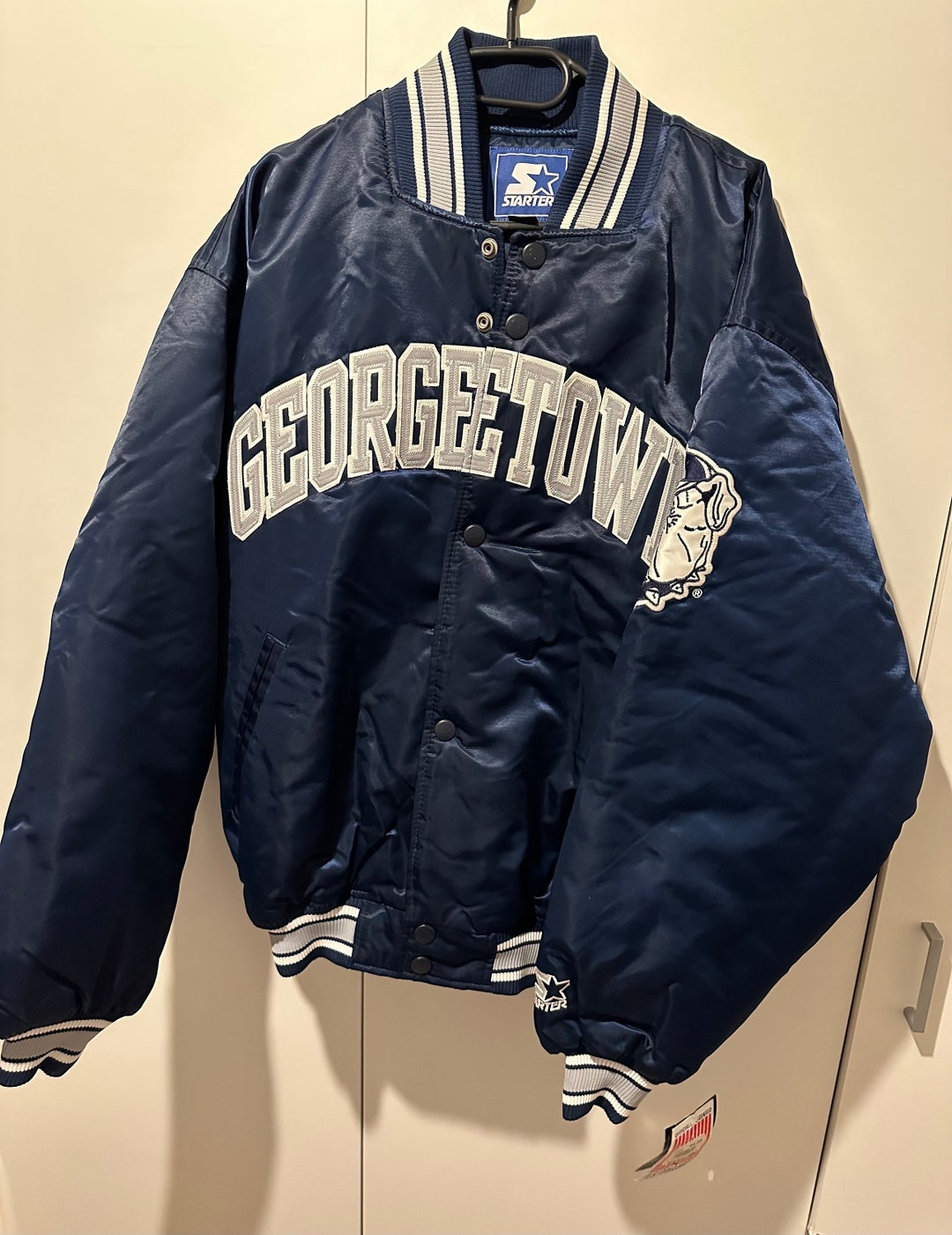 Starter Jacket NWT Hoyas Size L Retro Vintage Starter Jacket