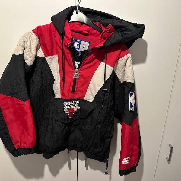 Starter Jacket Chicago Bulls Size S NBA Retro Vintage Bulls JACKET