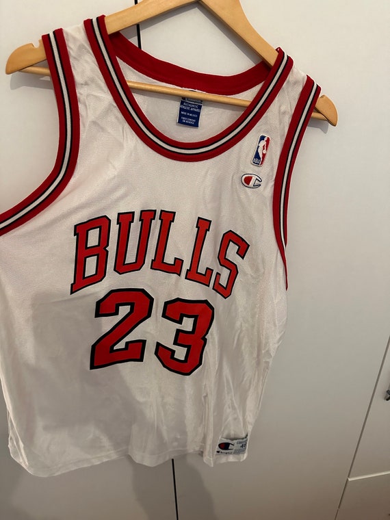 Champion Jersey Chicago Bulls Size XL 48 NBA Michael Jordan