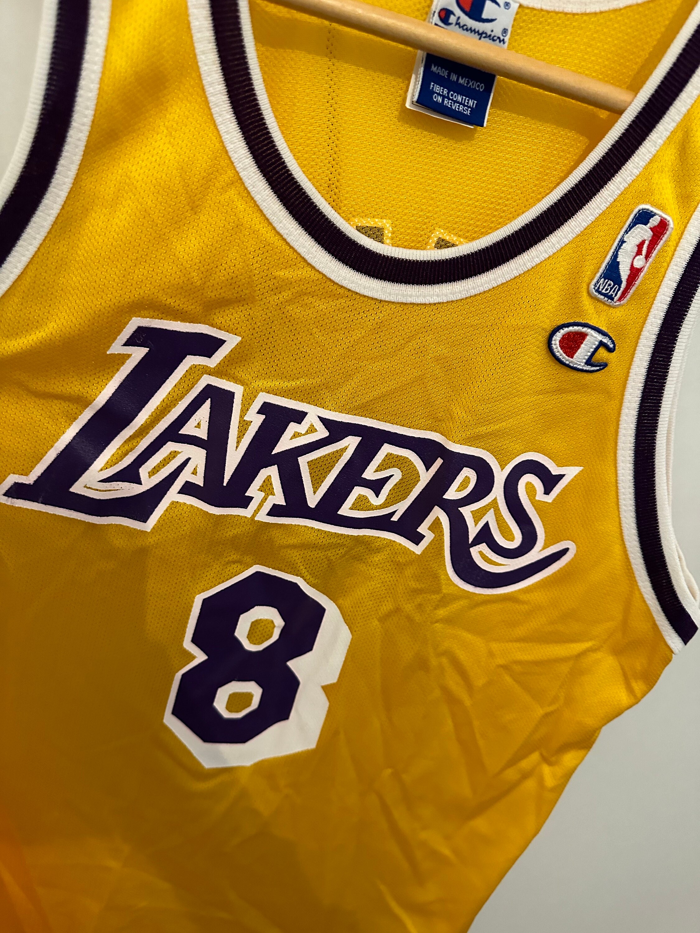 Champion Jersey Los Angeles Lakers Size M 40 NBA Kobe Bryant 8