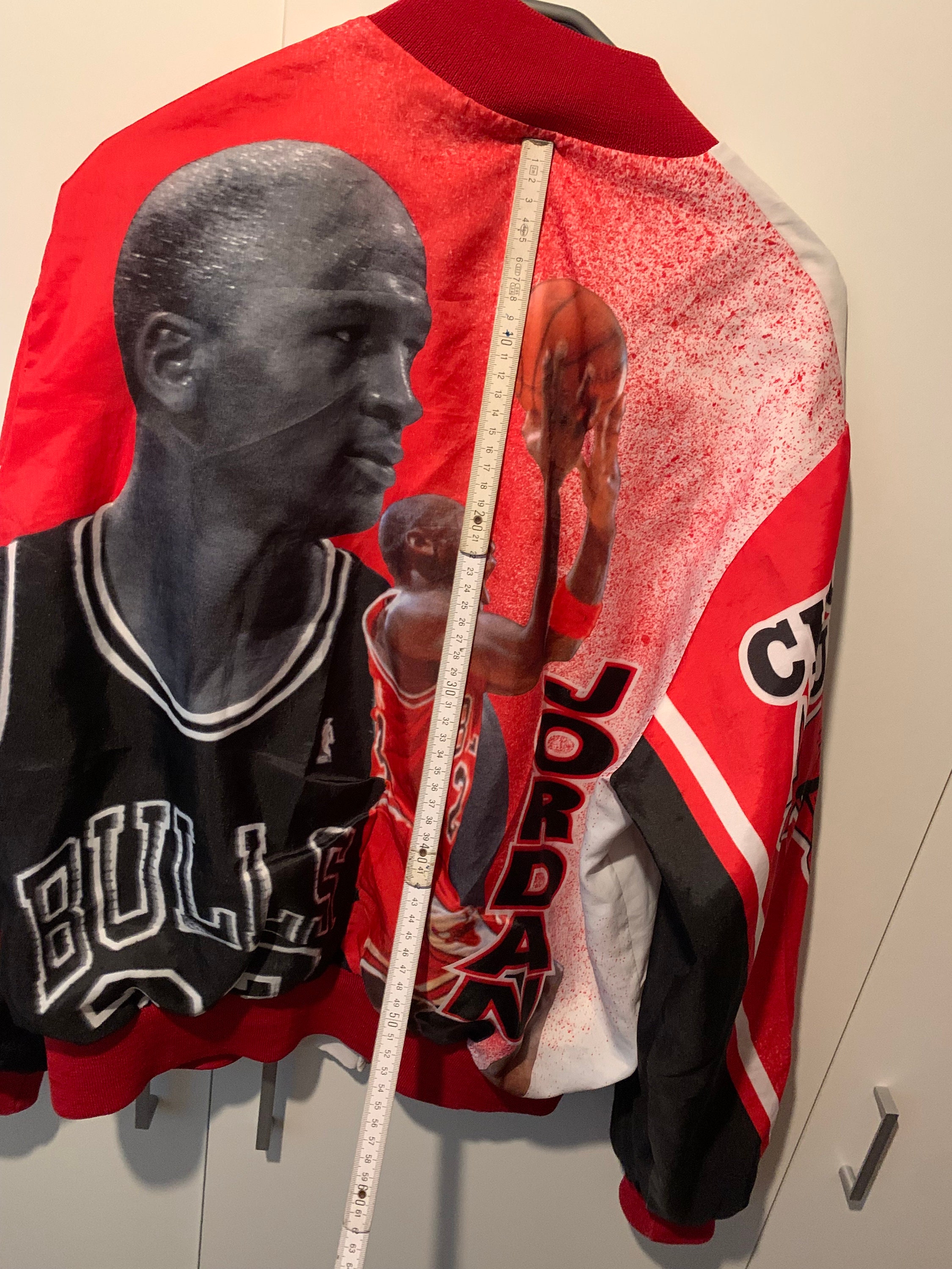 Vintage Michael Jordan Chalk Line Satin Jacket Size Small Bulls Air Jordan