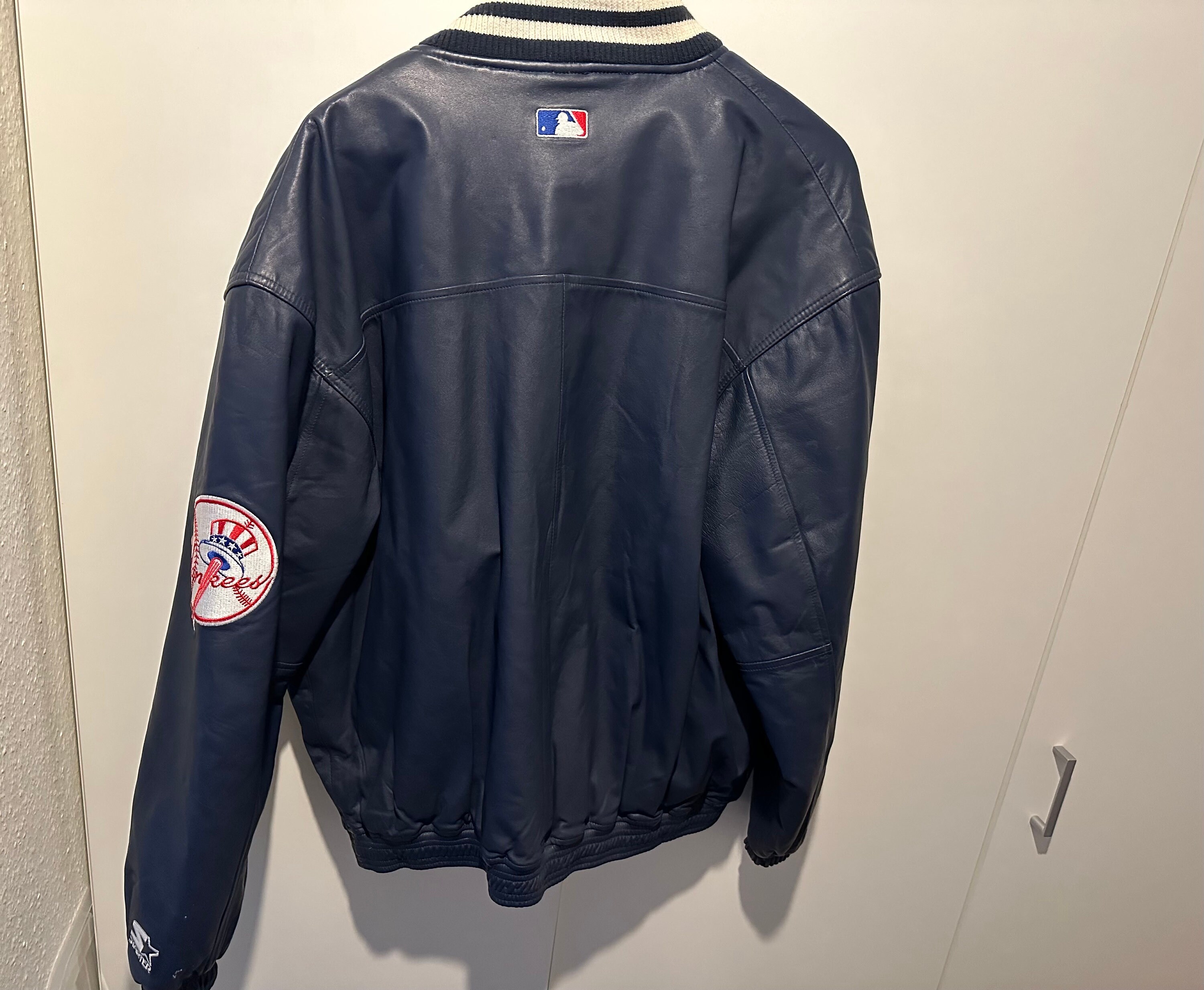 Starter Leather Jacket New York Yankees Size L Vintage Starter Leather Jacket New York Yankees Size L Vintage
