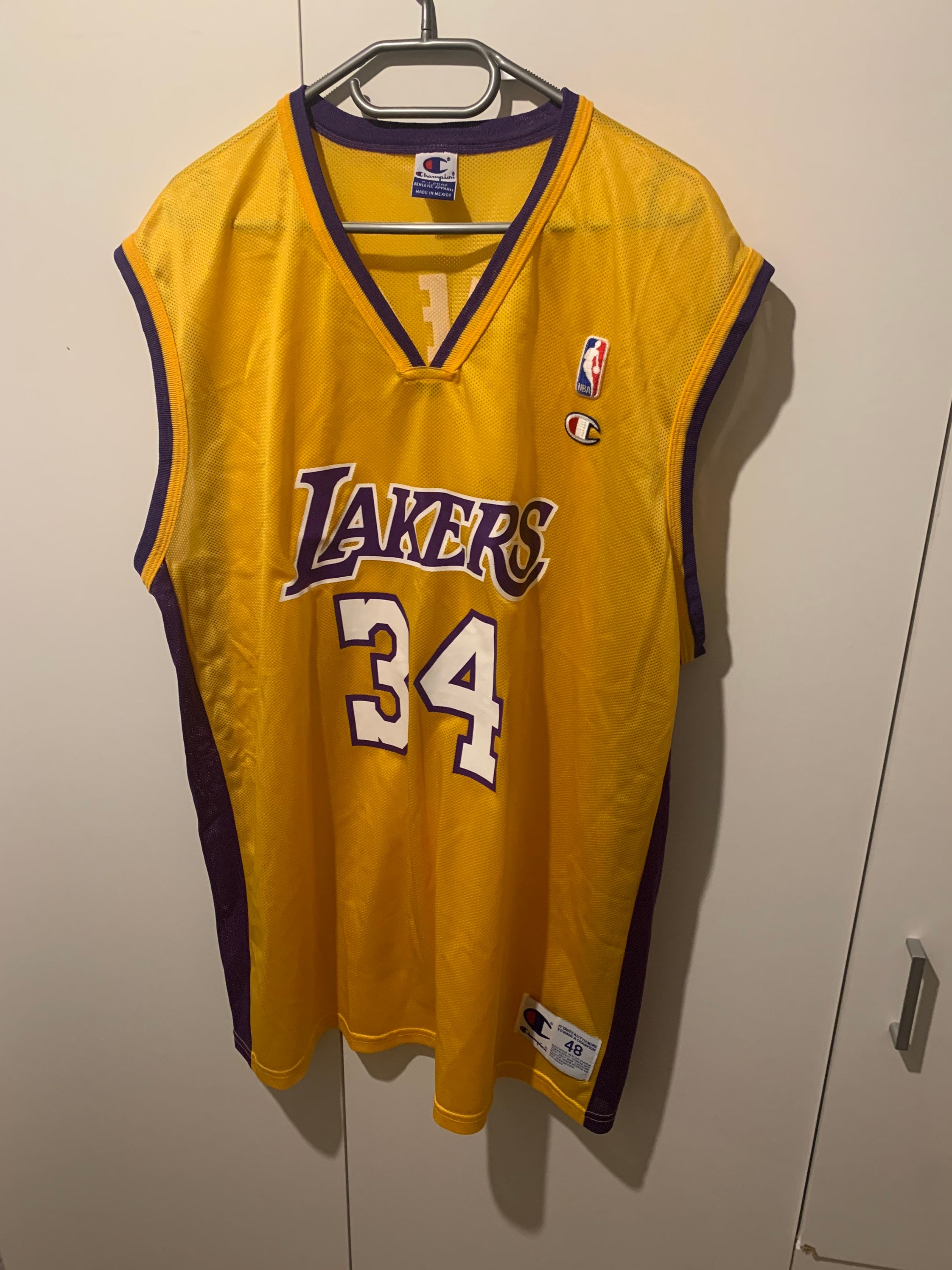 LOS ANGELES LAKERS BASKETBALL SHIRT JERSEY CHAMPION KOBE BRYANT #8 sz 48