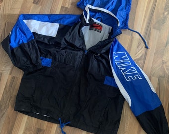 ☆NIKE BIG SWOOSH NYRON JAKET ネイビー　M Nike Sportswear Men's Woven Lined Big Swoosh Jacket, Thunder
