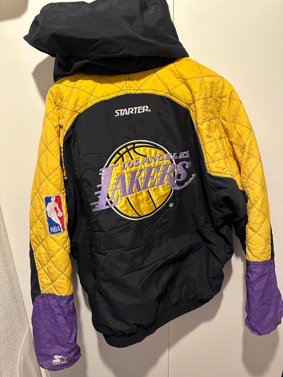 Starter Jacket Los Angeles Lakers Size L NBA Vintage Lakers Starter Jacket Los Angeles Lakers Size L NBA Vintage Lakers