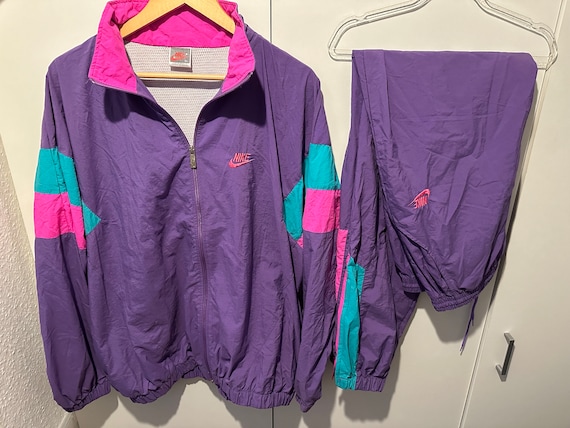 Colorful nike jogging suits hot sale