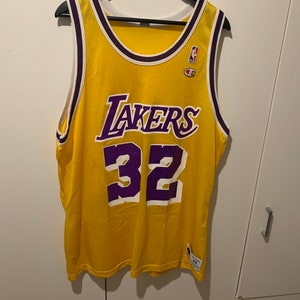 LOS ANGELES LAKERS MAGIC JOHNSON VINTAGE 90s CHAMPION NBA BASKETBALL JERSEY  XL