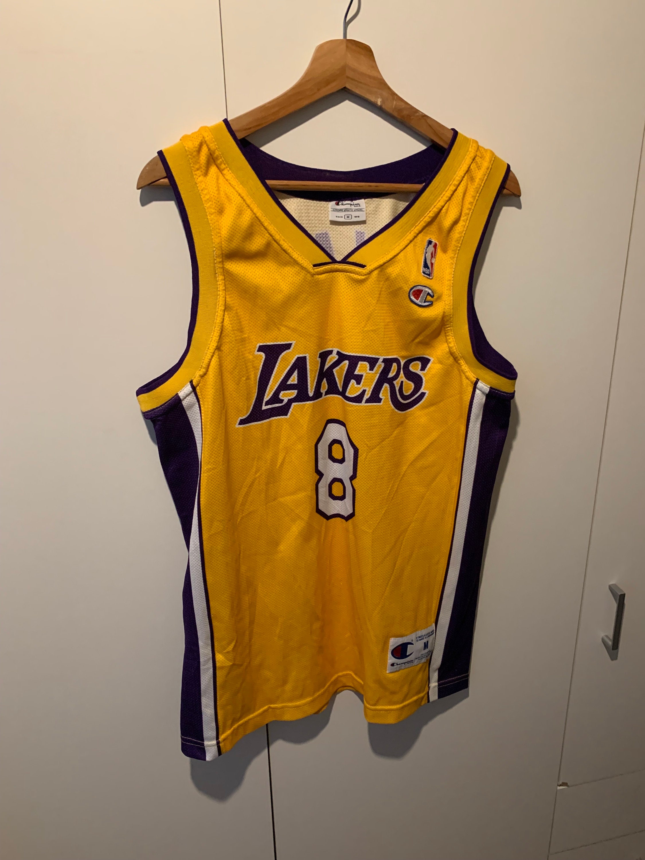 Vintage Champion NBA Los Angeles Lakers Kobe Bryant #8 Jersey L 14-16 Youth