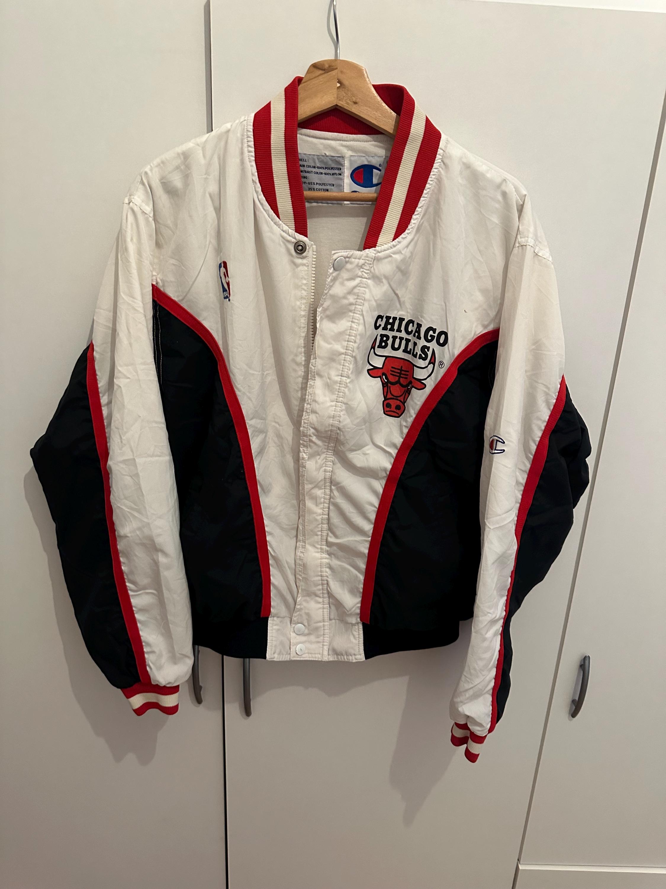 Champion Warm up Jacket Chicago Bulls NBA Size M Retro Vintage