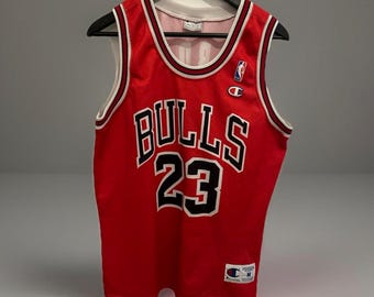 Vintage Chicago Bulls Michael Jordan 23 Champion NBA Jersey Size