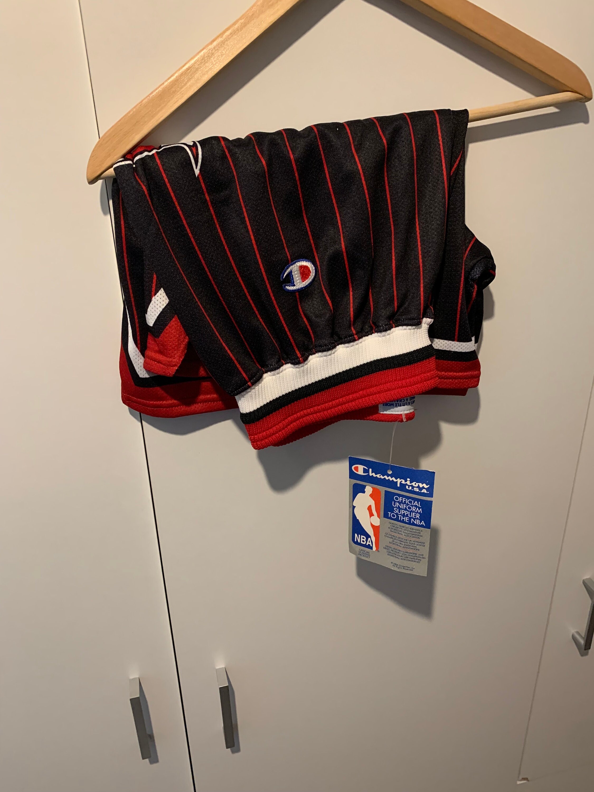 Chicago Bulls Shorts Mens S 28-30 Champion 90s Vintage Basketball