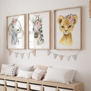 Set di 3 stampe artistiche da parete per decorazioni per l'asilo nido per bambine, animali Safari, fiori rosa cipria, Boho, animali della giungla, leone, stampe floreali per l'asilo nido, bambino