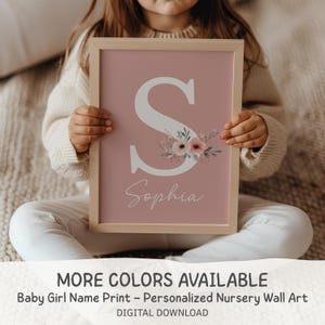 Impressão de arte de parede personalizada com nome para bebê menina, flores silvestres, boho, aquarela | Inicial floral personalizada | Decoração de berçário | Placa com nome
