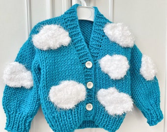 Cardigan nuageux pour enfants, cardigan nuageux, cardigan tricoté, produits pour bébés, pull pour enfants, pull tricoté, pull chunky, vêtements scolaires pour enfants, cardigan pour enfants