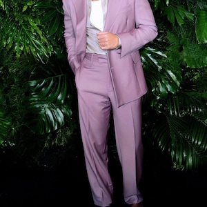 Aesthetic Lilac Single-Breasted Suit for Men - 2 Piece Loose Fit, Spring Wedding Elegance, Custom Tailored