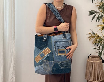 Bolso grande de tela vaquera hecho a mano: patchwork bohemio reciclado