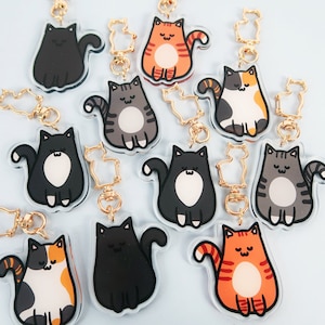 Sassy Cat Keychain / Multiple Colors! Keychain for her, Keychain gift, Stocking Filler, Gift for cat lovers, Cat lover keychain!