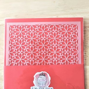 Geometric flowers cake stencil , delicate pattern ideal for cake decoration, reusable stencil, Mylar stencil