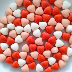 Edible Heart Shaped Sprinkles Mix for Cake Cupcake Cookies Valentines Romantic Dessert Party Decorations Baking Supplies HALAL