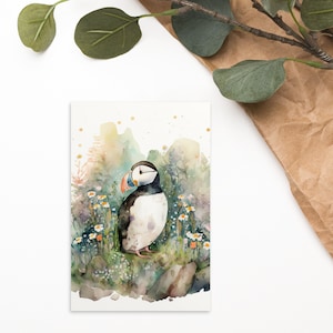 Carte postale macareux en fleurs - carte postale oiseau floral - macareux mignon aquarelle