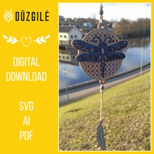 Suncatcher Dragonfly, Rattan Style, Digital File, Laser Cut, SVG File, Glowforge, Repurposing DVDs CDs