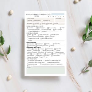 Peut inclure: Un formulaire blanc de notes de séance de psychothérapie avec des cases à cocher pour les informations du client, les préoccupations, les interventions, la réponse du client et l'évaluation. Le formulaire comprend des sections pour la durée, les prochaines étapes et les notes.