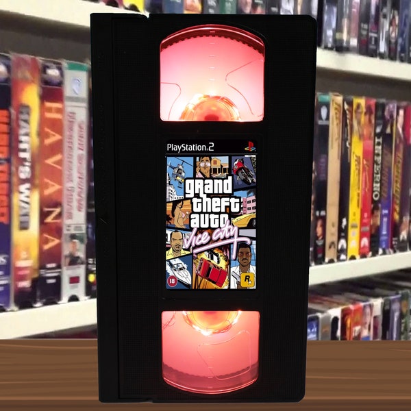 Grand Theft Auto: Vice City - GTA (PlayStation 2) VHS Lamp + Remote