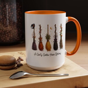 Taza divertida de bruja, Una chica debe tener opciones, Taza de bruja para ella, Taza con estética de bruja adorable, Regalo para la mejor amiga, Estilo Halloween 11 oz 15 oz 20 oz Orange