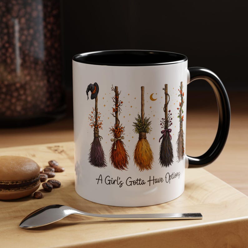Taza divertida de bruja, Una chica debe tener opciones, Taza de bruja para ella, Taza con estética de bruja adorable, Regalo para la mejor amiga, Estilo Halloween 11 oz 15 oz 20 oz imagen 4