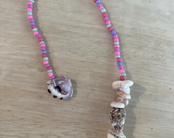 Seashell Beaded Bookmark - Beach Read