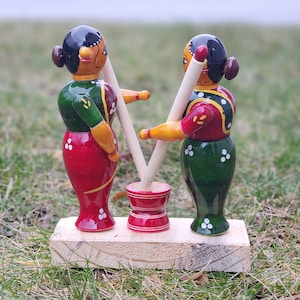 Rokali potu couple Etikoppaka toy