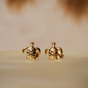 Tiny Sea Turtle Stud Earrings, Sterling Silver Turtle Stud Earrings, Cute Earrings, Minimalist Stud Earrings, Dainty Stud, Gold, Gift