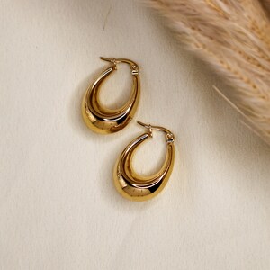 18K Gold Hoops - Gold Thick Hoop Earrings - Simple Thick Hoops - Gold Hoop Earrings - Daily Wear Hoops - Gold Hoop - Valentine's Day Gift