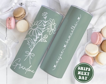 Personalized Grandma Tumbler, Custom Birth Flower Grandma Tumbler Gifts for Mother's Day Grandma Gigi Mimi Nana Birthday Grandkids Names Mug