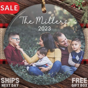 Custom Family Photo Christmas Ornament Personalized Family Portrait Photo Picture Christmas Ornament Gift for Family Christmas Tree Ornament