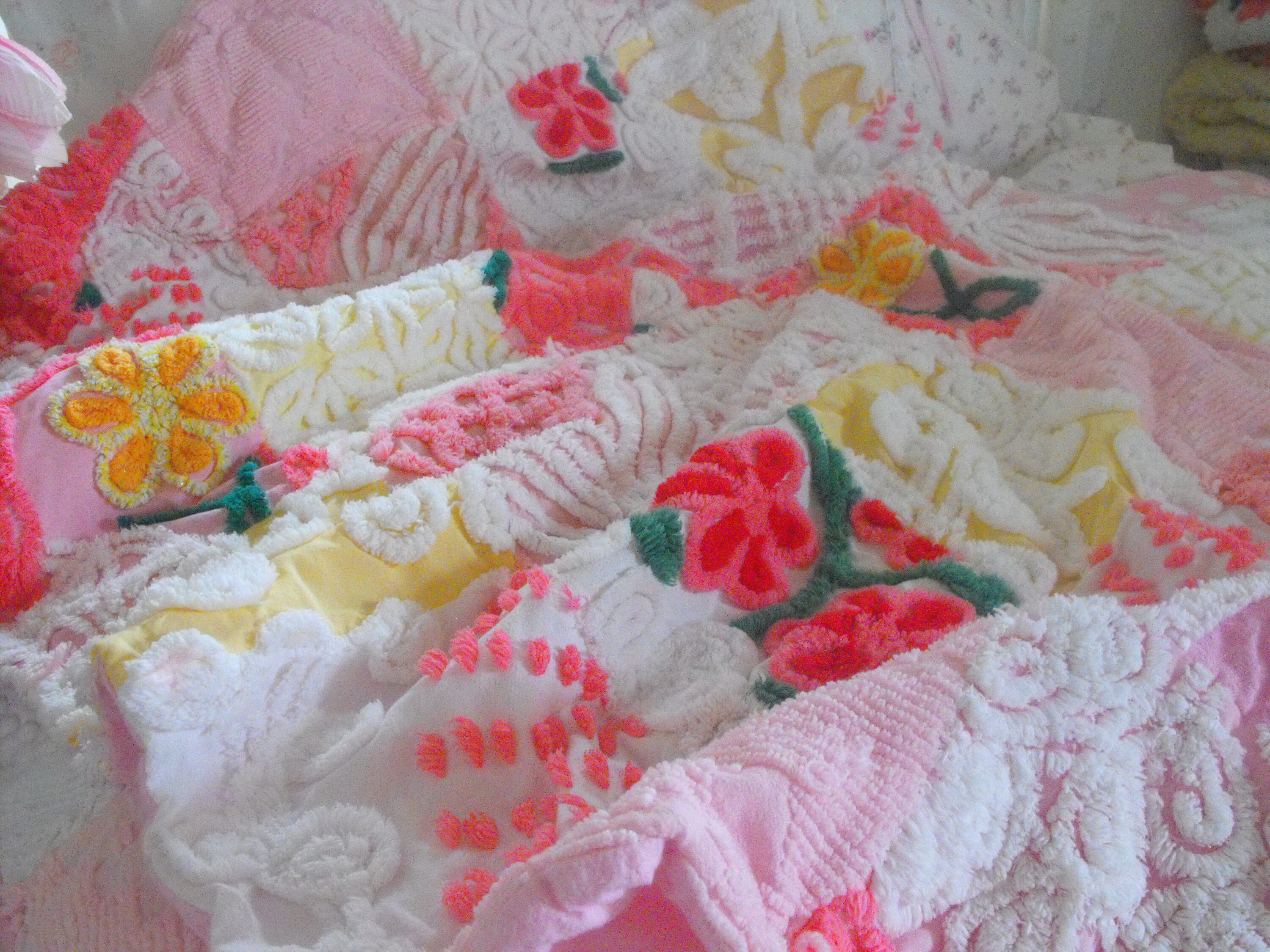 Charming Newly Made Vintage Chenille Quilt Throw Sz Pink Etsy