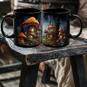 Fantasy Mushroom Village-mok - Fantasy-mok - Leuke paddenstoelmok - Fantasy-koffiekop - cadeau voor haar - 11oz of 15oz zwarte keramische mok