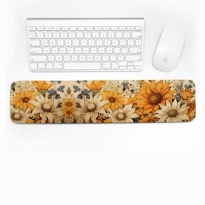 Retro Old World Style Sunflowers Soft and Comfortable Keyboard Wrist Rest, 1/2&quot; Thick Neoprene Soft Ergonomic Wrist Rest