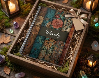Gepersonaliseerde art-nouveaunotitieboek: William Morris bloemdessin