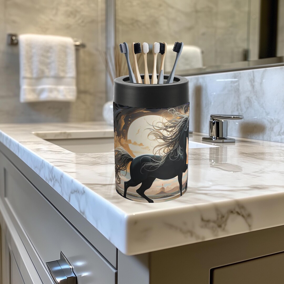 Horseshoe & Barbwire Toothbrush Holder