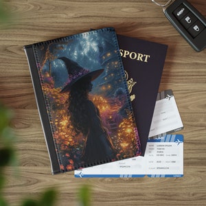 Lindo libro de pasaportes de bruja del bosque, cubierta de pasaporte, titular del pasaporte, estuche de pasaporte, billetera de pasaporte, cubierta de pasaporte de cuero sintético